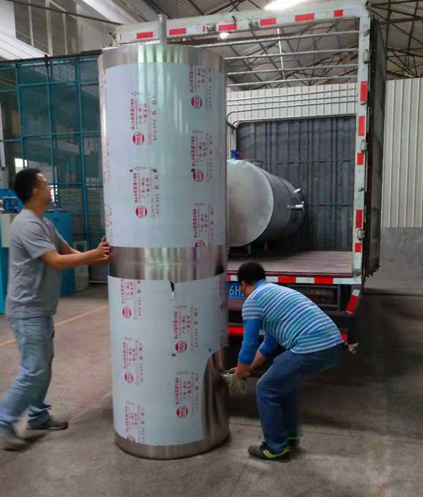 100吨不锈钢一体化净水设备出货现场 工程案例 第1张
